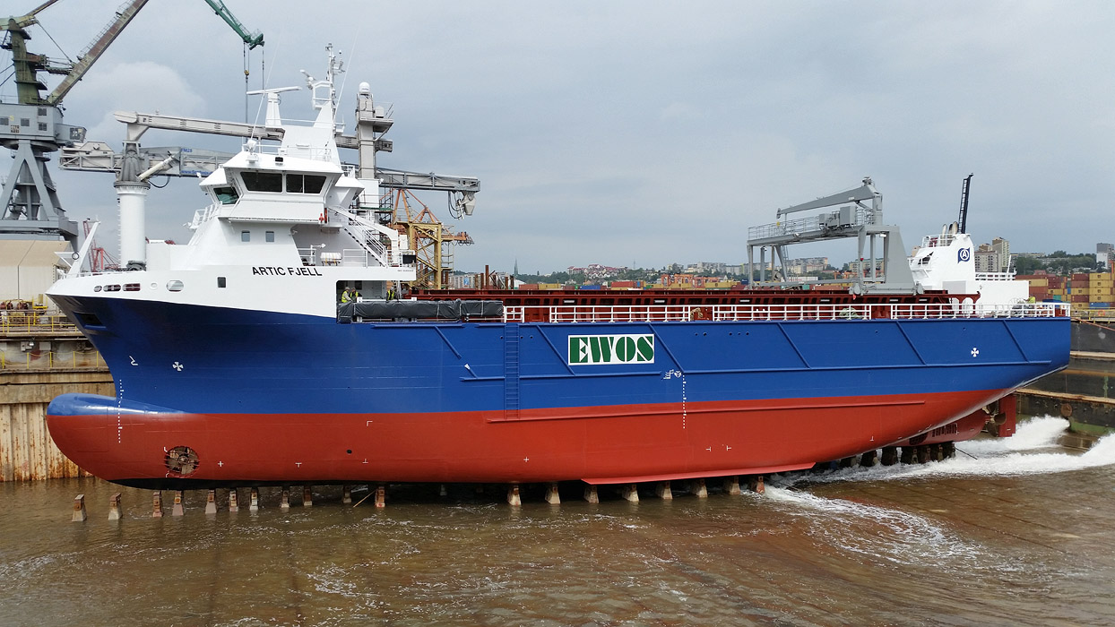 Artic Fjell - wodowanie 31 sierpnia 2014 r. Artic Fjell - wodowanie 31 sierpnia 2014 r.