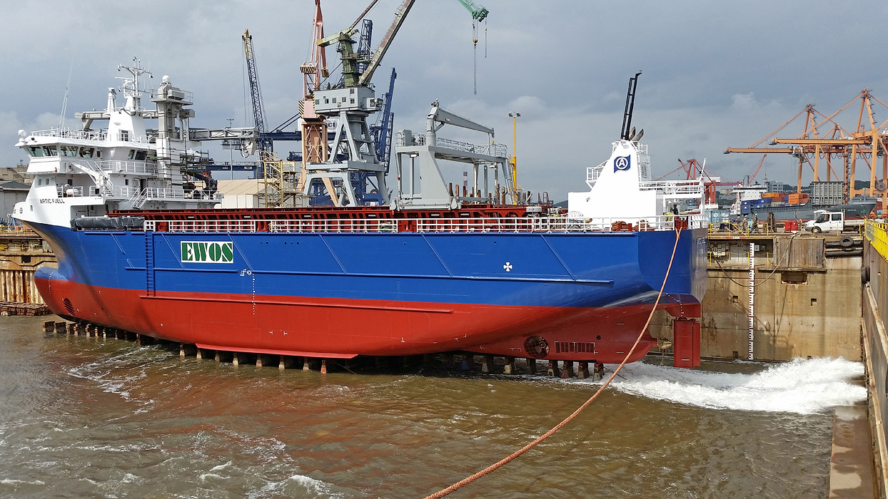 Artic Fjell - wodowanie 31 sierpnia 2014 r. Artic Fjell - wodowanie 31 sierpnia 2014 r.