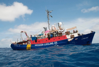 Pierwsi migranci ze statku Mission Lifeline opuścili Maltę