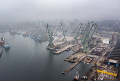 Karstensen Shipyard Poland przeprowadza się do Gdańska