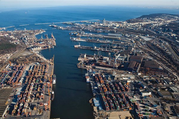 Powstaną projekty rozporządzeń ws. przyjęcia planów zagospodarowania wód akwenów portów...