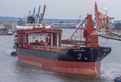 W Gdyni przebudowano kolejny statek na masowiec samowyładowczy dla SMT