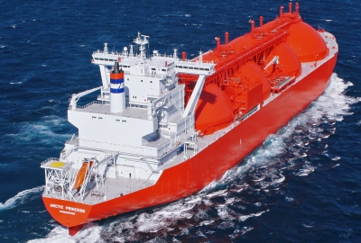 Arctic Princess z pierwszym ''spotowym'' ładunkiem LNG w Świnoujściu