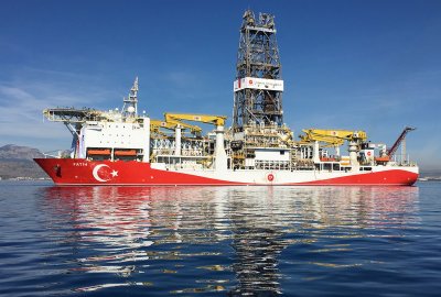 Turecki statek wiertniczy Fatih