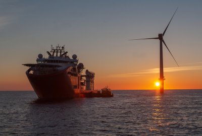 PGE i Ørsted uruchamiają przetarg na wynajem statków instalacyjnych morskich turbin wia...