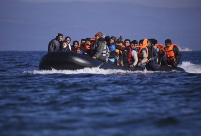 Na Morzu Egejskim zatonęła łódź z 45 migrantami, trwa akcja ratunkowa