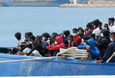 Na Wyspy Kanaryjskie przybyła rekordowa liczba nielegalnych imigrantów – ponad 31,6 tys...