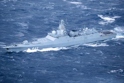 Marynarka wojenna Hiszpanii monitoruje dwa rosyjskie okręty w zachodniej...
