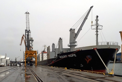 OT Port Gdynia: największy statek z mocznikiem granulowanym w ciągu osta...