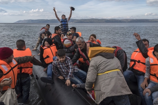 Grecja/Z wyspy Lesbos wypłynęły pierwsze łodzie z migrantami do Turcji