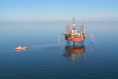 Poziomo przez złoże ropy naftowej. LOTOS Petrobaltic użył nowej na Bałtyku metody wierc...