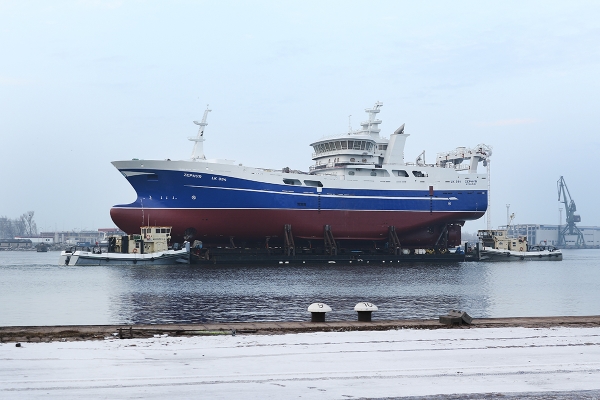 Trawler z Marine Projects płynie do Norwegii