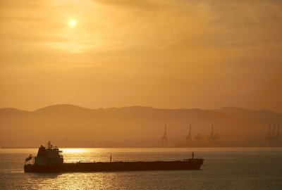 Iran zatrzymał statek służący do przemytu paliw płynnych
