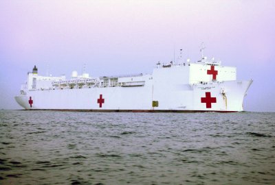 Pacjenci z koronawirusem omyłkowo trafili na statek-szpital USNS Comfort...