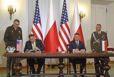 Pompeo w Warszawie, umowa o współpracy obronnej podpisana przez szefa MON i sekretarza ...