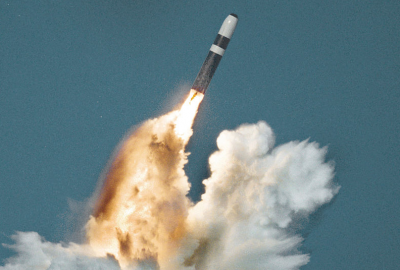 Obserwatorzy: Korea Płn. może wkrótce wystrzelić rakietę z okrętu podwod...