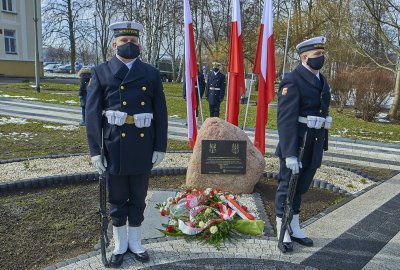 Odsłonięto tablice poświęcone polskim marynarzom