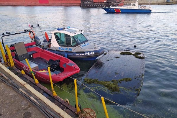 Opublikowano raport końcowy ws. katastrofy barki na Kanale Kaszubskim, w której zginęły...
