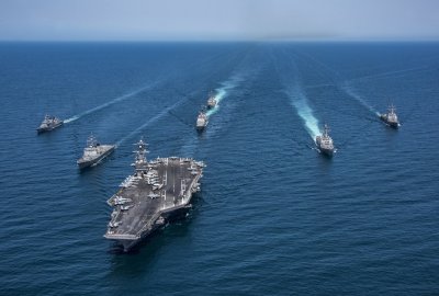 USA, Japonia i Australia przeprowadziły wspólne ćwiczenia na Morzu Południowochińskim...