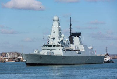 W. Brytania: Minister obrony potwierdza budowę nowych okrętów dla piecho...