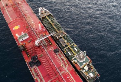 Łotewska firma zaopatruje w paliwo rosyjską flotę cieni na Bałtyku