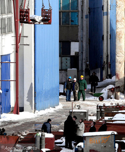 W wypadku w stoczni Marine Projects zginęło w środę dwóch mężczyzn