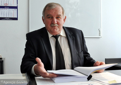 Na biurko Andrzeja Markowskiego właśnie trafił dwutomowy "Szczegółowy plan podziału majątku Stoczni Szczecińskiej Nowa". Na jego podstawie zakład będzie wyprzedany