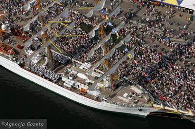 Meksykański żaglowiec Cuauhtemoc podczes finału The Tall Ships' Races 2007