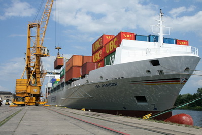M/v IDA RAMBOW