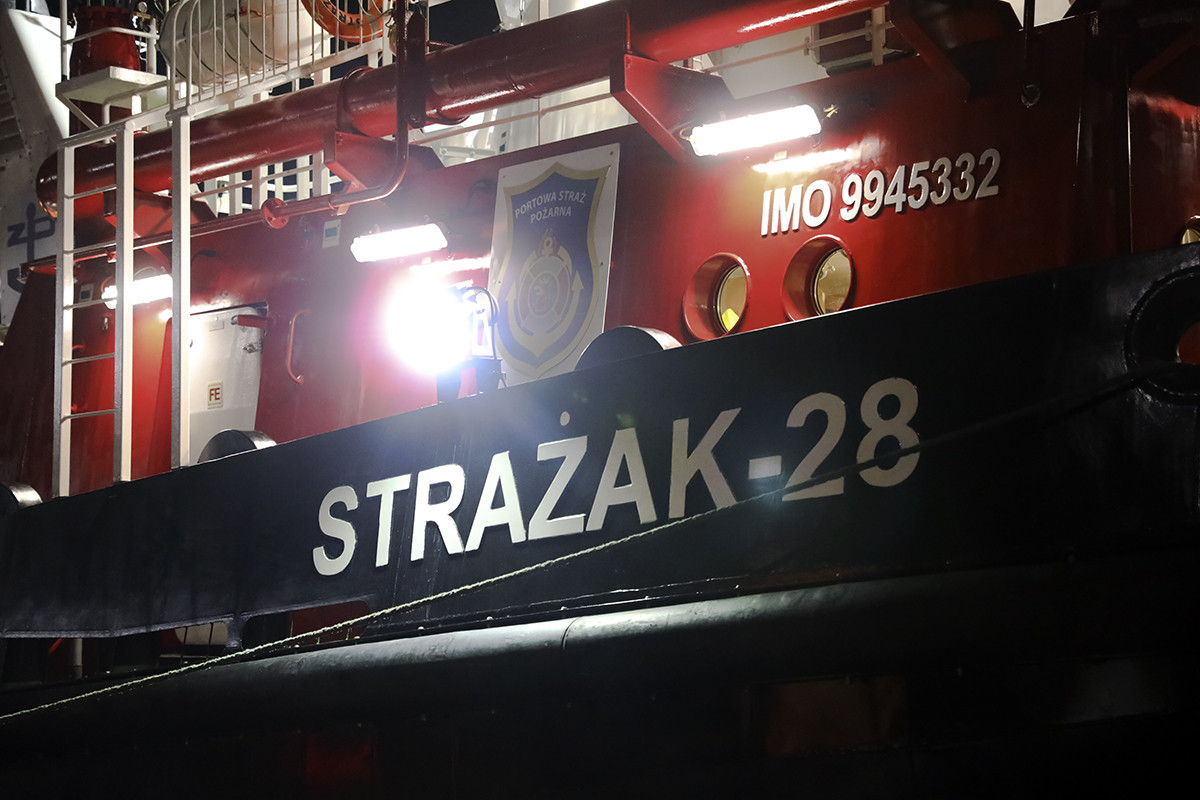  Strażak-28 - statek pożarniczy