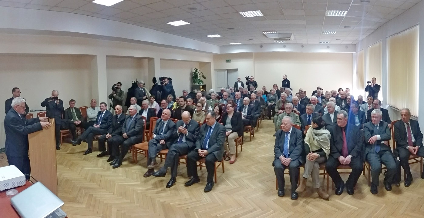 Odsłonięto tablicę upamiętniającą prof. Jerzego Doerffera