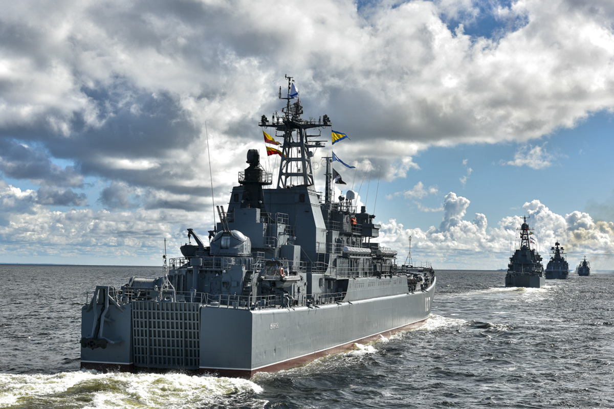 Parada rosyjskiej marynarki wojennej w St. Petersburgu i Kronsztadzie