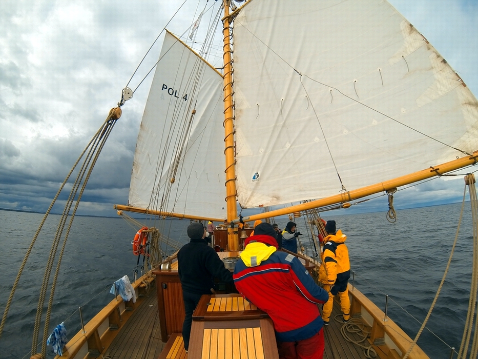 ...i lewym halsem na kursie pełnym