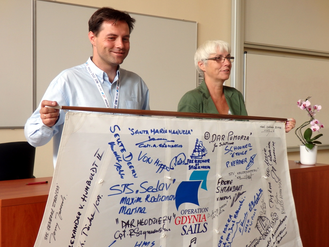 Pełnomocnik Prezydenta Gdyni do spraw żeglarskich Joanna Zielińska i koordynator projektu Krzysztof Romański