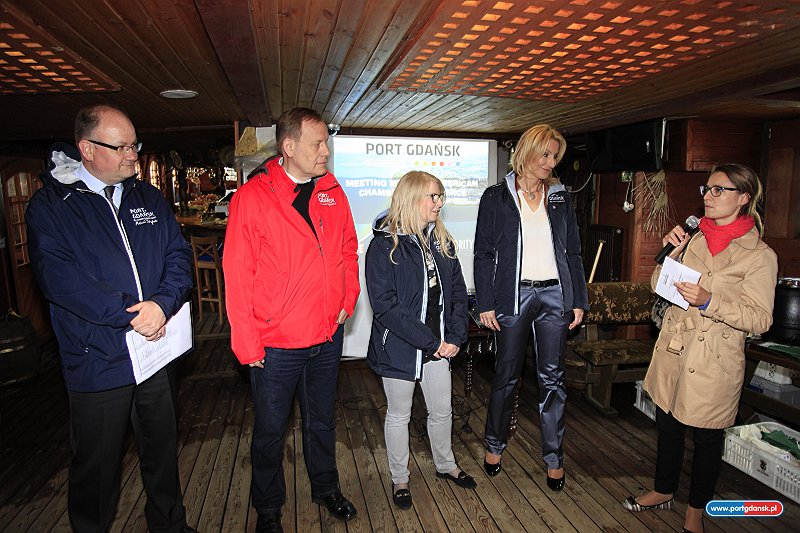 Port Gdańsk podejmował wizytę firm członkowskich Amerykańskiej Izby Handlowej (AmCham) w Polsce Port Gdańsk podejmował wizytę firm członkowskich Amerykańskiej Izby Handlowej (AmCham) w Polsce