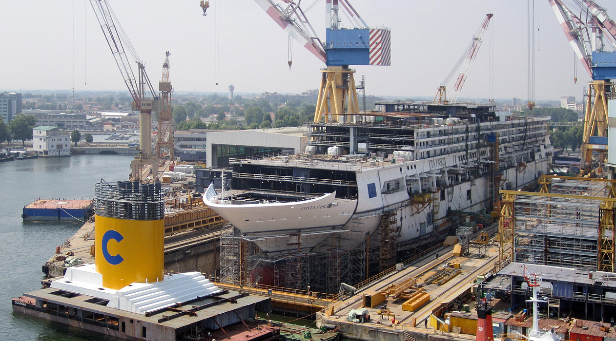 Montaż ostatnich bloków