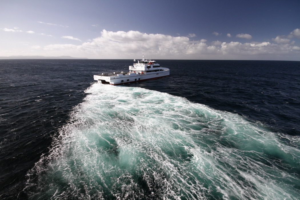 Fast Crew Boat Muslim Magomayev