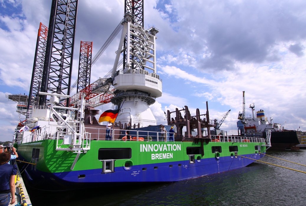 Podniesienie bandery