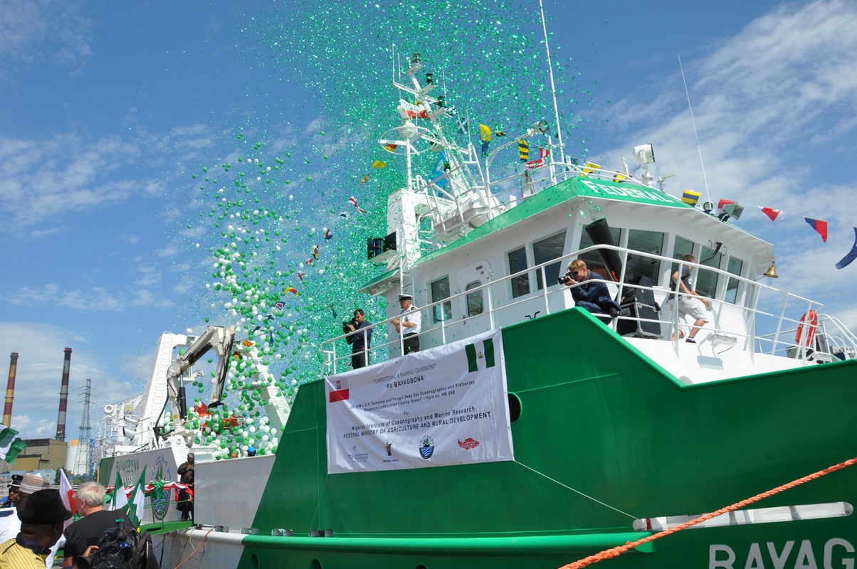 Statek Bayagbona ochrzczony!