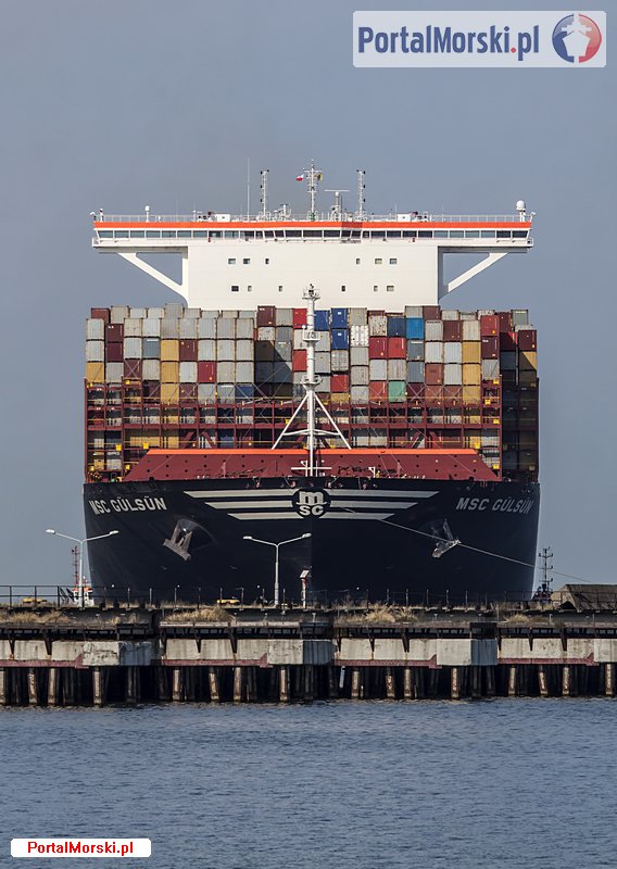 MSC Gülsün - wejście do Gdańska. Fot.: Piotr B. Stareńczak