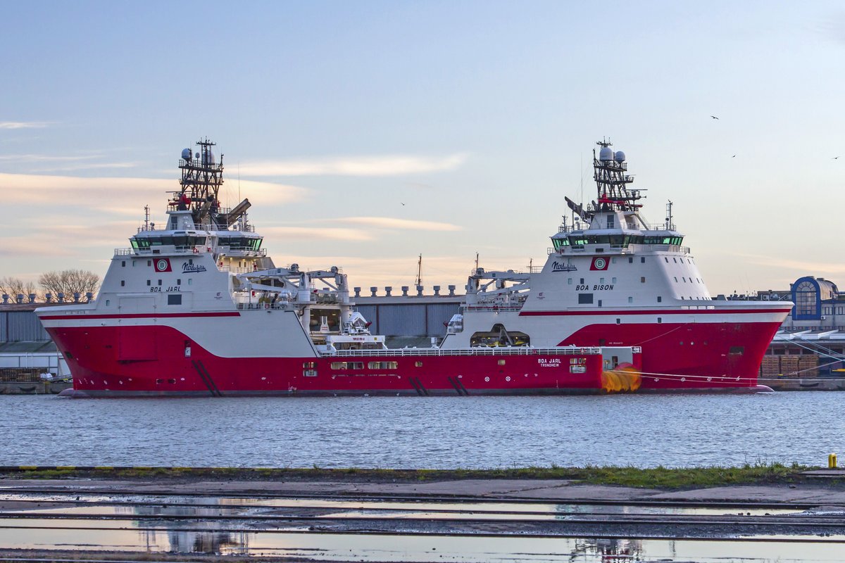 Statki BOA Offshore cumujące długoterminowo przy nab. Angielskim w Gdyni