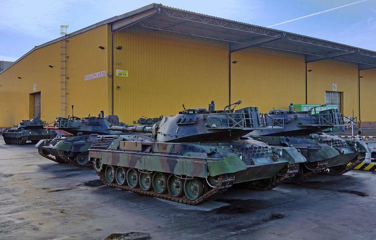 Czołgi Leopard 1 wyekspediowane ostatnio przez port Gdynia