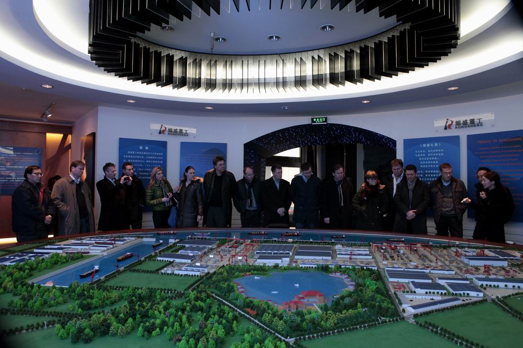 Delegacja przedstawicieli norweskiej administracji morskiej oraz reprezentantów klasyfikatora DNV w Singapurze Delegacja przedstawicieli norweskiej administracji morskiej oraz reprezentantów klasyfikatora DNV w Singapurze