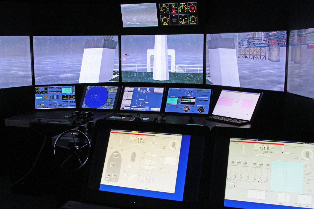 Nowy symulator DP Szkoły Morskiej w Gdyni Nowy symulator DP Szkoły Morskiej w Gdyni