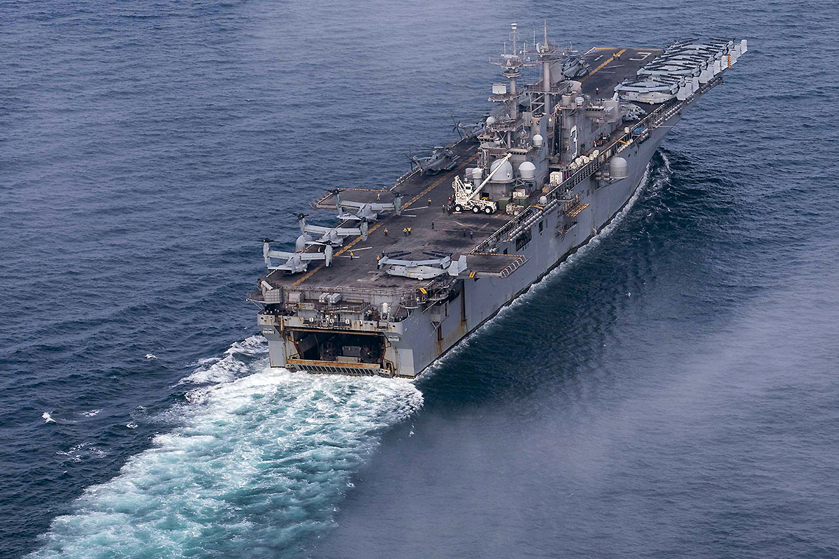 USS Kearsarge zawinie do portu Gdynia