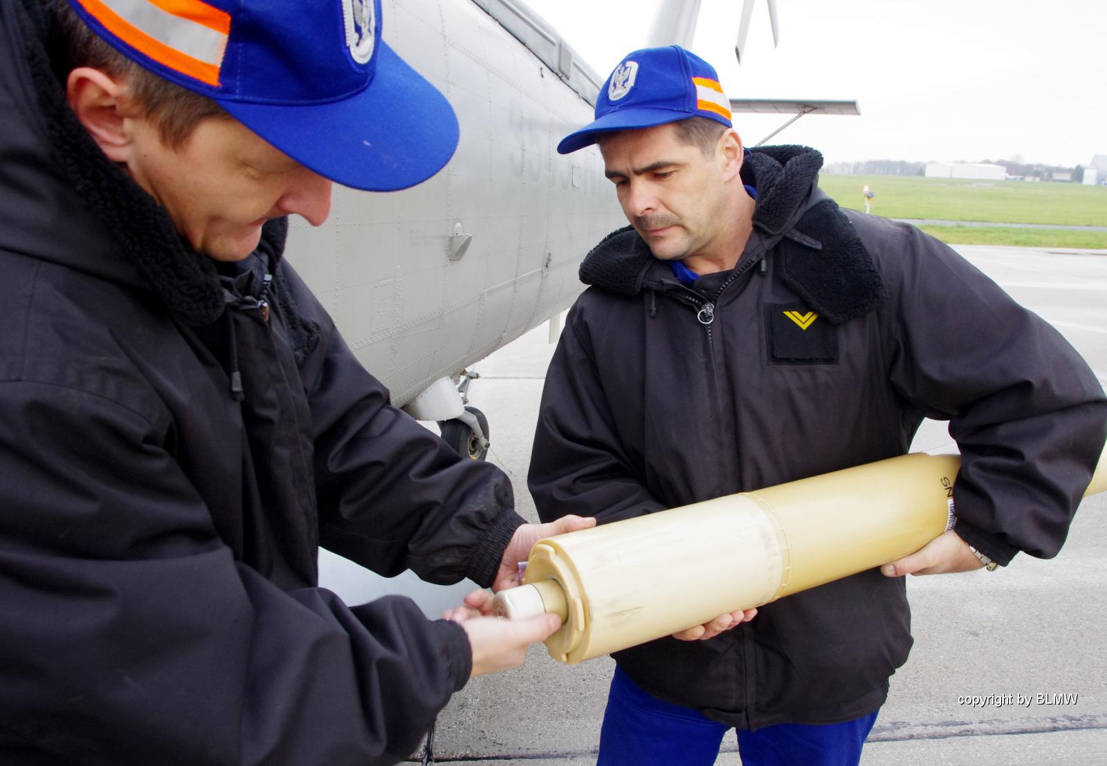 Treningowy zrzut sonoboi z SH-2G