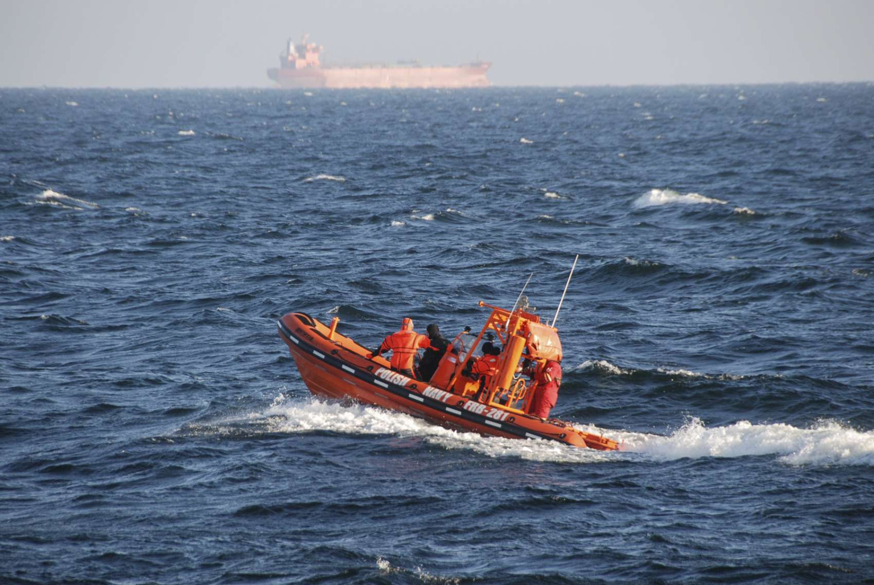 2 grudnia MW przeprowadziła ćwiczebny atak torpedowy