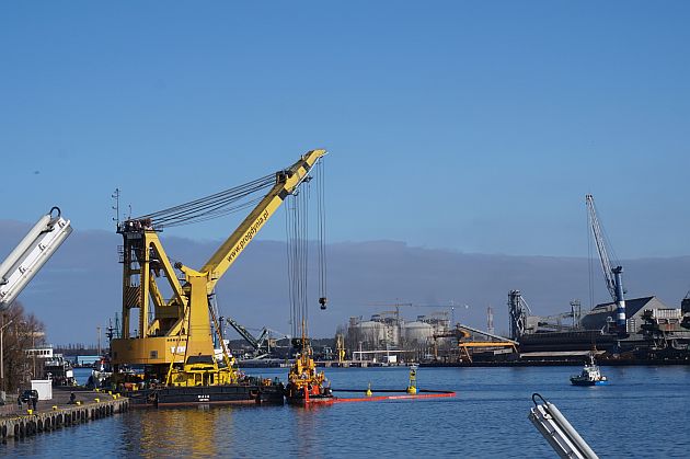 Akcja wydobycia z wody holownika Kuguar