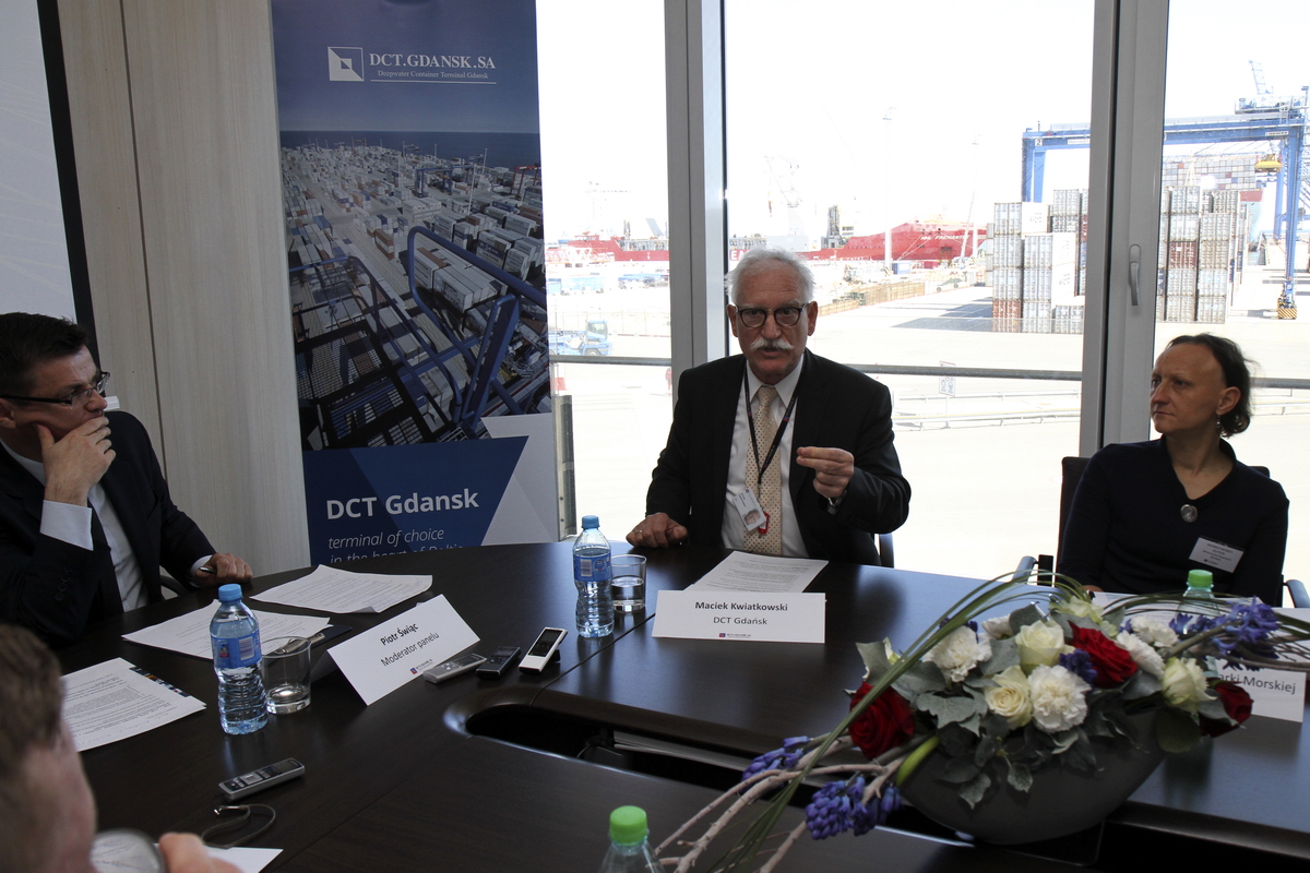 Uczestnicy dyskusji w DCT Gdańsk