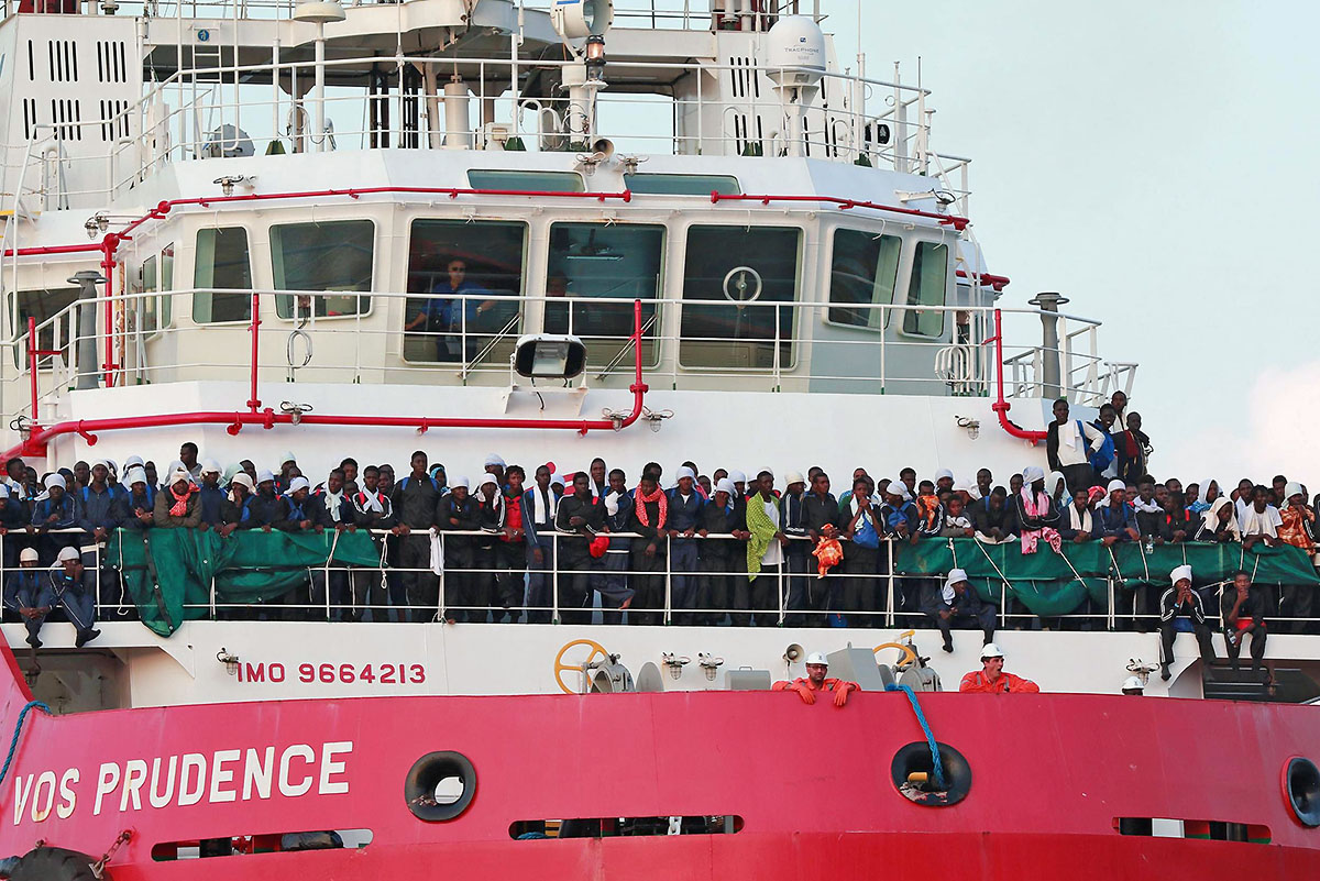 Parlamet Europejski wobec otwarcia portów na statki z migrantami